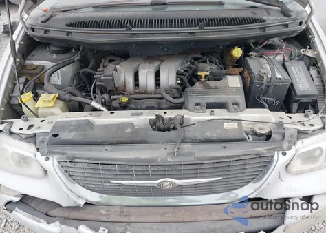 2000 Chrysler Town & Country Limited from USA, damaged, VIN 1C4GP64LXYB550923